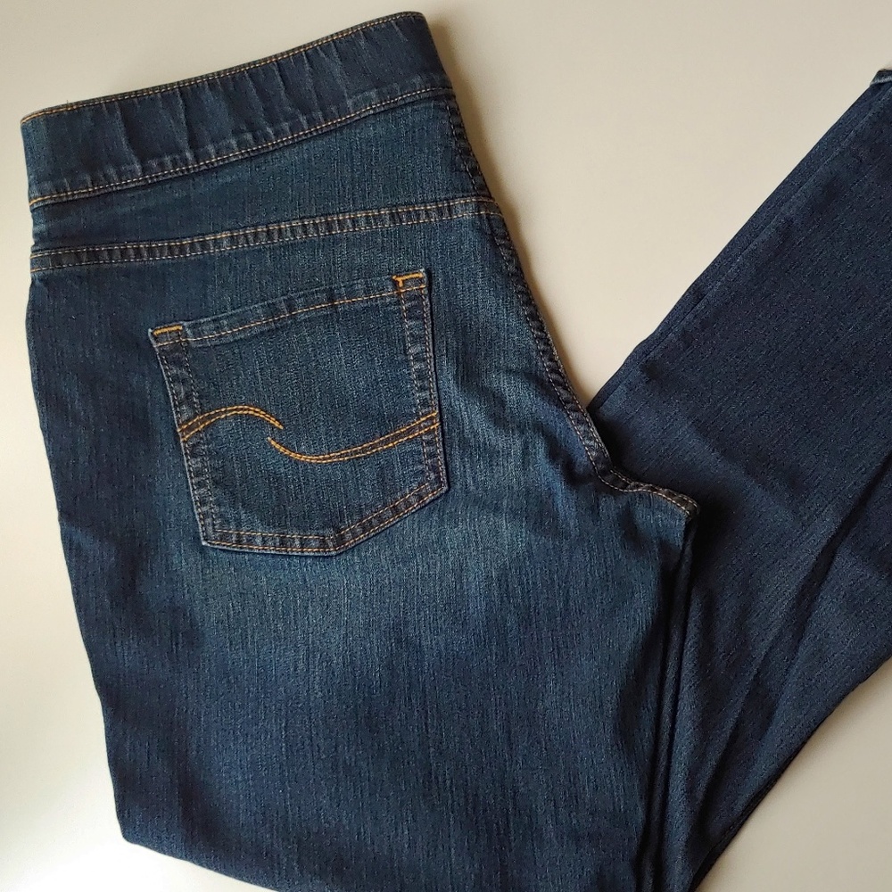 Levi Strauss Signature Pull On Boot Cut Jeans